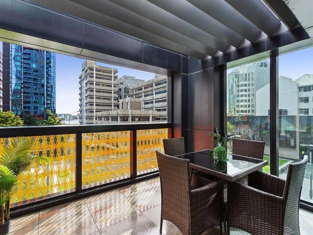 Two Bedroom Apartment - Large Balcony Central Auckland Bagian luar foto